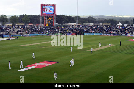 Cricket - npower Dritter Test - England - Sri Lanka - Tag eins - die Rose Bowl. Rain hört während des dritten Tests im Rose Bowl in Southampton auf zu spielen. Stockfoto