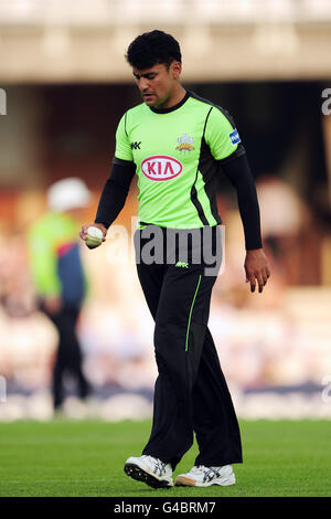 Cricket - Friends Life Twenty20 - South Group - Surrey Lions / Gloucestershire Gladiators - The Kia Oval. Yasir Arafat, Surrey Lions Stockfoto