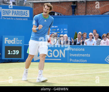 Tennis - AEGON Championships 2011 - Tag 8 - The Queen's Club. Der britische Andy Murray feiert einen Punkt im Finale der AEGON Championships im Queen's Club, London. Stockfoto