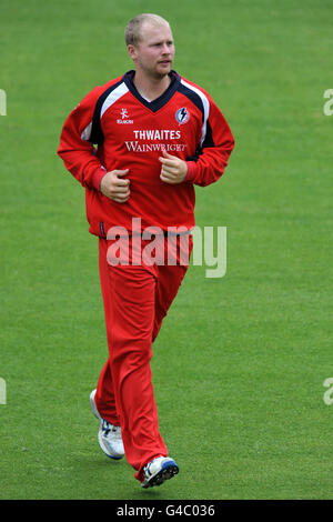 Cricket - Friends Life Twenty20 - North Group - Warwickshire Bears V Lancashire Lightning - Edgbaston. Karl Brown von Lancashire Lightning Stockfoto