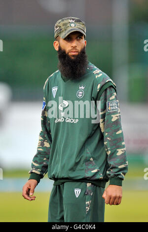 Cricket - Friends Life Twenty20 - North Group - Derbyshire Falcons / Worcestershire Royals - The County Ground. Moeen Ali, Worcestershire Royals Stockfoto