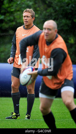 Rugby-Union - England Trainingseinheit - Pennyhill Park Stockfoto