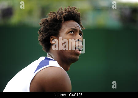 Tennis - Wimbledon Championships 2011 - Tag drei - All England Lawn Tennis und Croquet Club. Gael Monfils, Frankreich Stockfoto