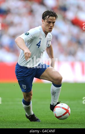 Fußball - UEFA Euro 2012 - Qualifikation - Gruppe G - England gegen Schweiz - Wembley Stadium. Scott Parker, England Stockfoto