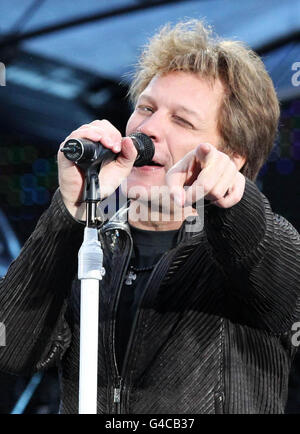 Bon Jovi Gig - Murrayfield. Jon Bon Jovi im Konzert in Murrayfield. Stockfoto