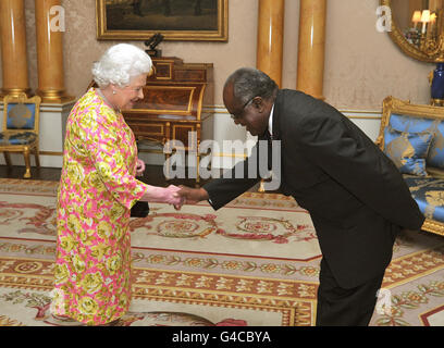 Anmeldeinformationen im Buckingham Palace Stockfoto