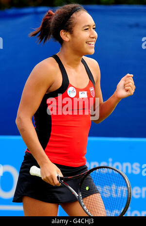 Die britische Heather Watson feiert in ihrem Spiel mit der japanischen Misaki Doi am dritten Tag des AEGON Classic im Edgbaston Priory Club in Birmingham. Stockfoto