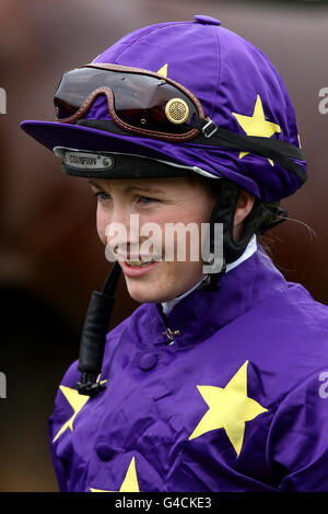 Jockey Kelly Harrison nach ihrer Fahrt mit Errigal Bursche in Die Wette auf toteplacepot bei totesport.com Handicap Stockfoto