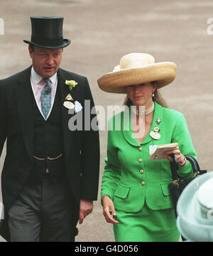 PA NEWS FOTO 18/6/98 TIGGY LEGGE BOURKE IM ROYAL ASCOT DAMEN TAG RENNTREFFEN Stockfoto