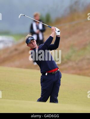 Englands Luke Donald in Aktion am ersten Tag der Barclays Scottish Open im Castle Stuart Golf Links, Inverness. Stockfoto