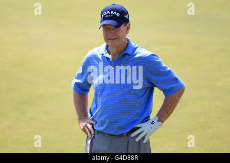 Golf - The Open Championship 2011 - Vorschau erster Tag - Royal St George's. Tom Watson aus den USA während des ersten Vorschaufunkts Stockfoto