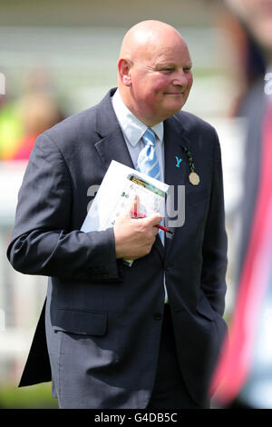 Pferderennen - 52. John Smith's Cup Meeting 2011 - tiregiant.com Summer Stakes - York Racecourse. Trainer David Nicholls Stockfoto