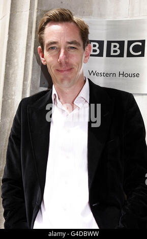 Irischer TV- und Radiomoderator Ryan Tubridy, im BBC Radio Center, London, der während des Sommers für Graham Norton in seiner BBC Radio-Show steht. Stockfoto