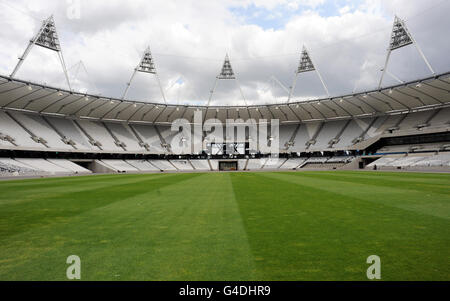 Polizei trainieren im Olympiastadion Stockfoto