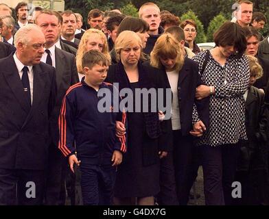 ULSTER Beerdigung Mutter / Sohn Stockfoto