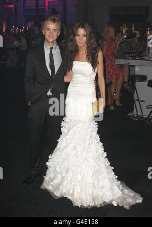 Tom Felton und Jade Olivia kommen zur After Show Party für 'Harry Potter und die Heiligtümer des Todes Teil zwei', auf dem Old Billingsgate Market, London. Stockfoto