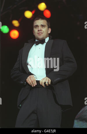 ROBBIE WILLIAMS BEI V98 Stockfoto