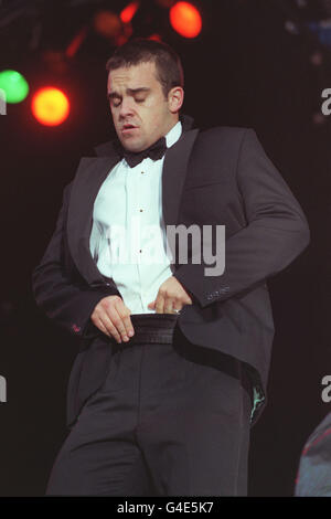 ROBBIE WILLIAMS BEI V98 Stockfoto