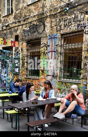 Kino-Cafe im Hackeschen Hofe Scheunenviertel Berlin Deutschland Stockfoto