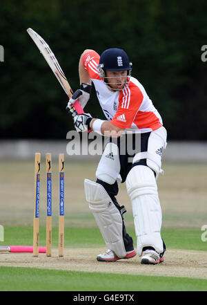 Englands Ian Bell während einer Nets Session im National Cricket Performance Center, Loughborough. Stockfoto