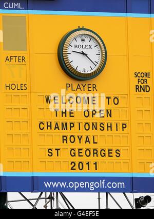 Golf - The Open Championship 2011 - Tag 1 - Royal St. George's. Riesige Anzeigetafel am ersten Tag der Open Stockfoto