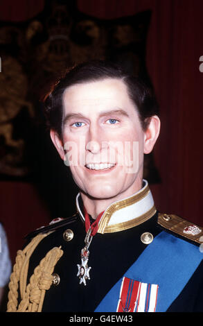 PA NEWS PHOTO 28/5/83 DAS WACHSBILDNIS DES PRINZEN VON WALES NACH SEINEM PLATZ IN DER GRAND HALL DES MADAME TUSSAUDS WACHSFIGURENKABINETT MUSEUM IN LONDON. Stockfoto