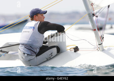 Der britische Olympiasieger Paul Goodison beim Training während der Londoner Olympischen Spiele 2012 und der Internationalen Regatta in Weymouth. Stockfoto