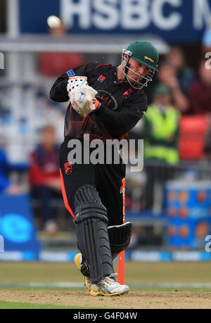 Cricket - Friends Life t20 Quarter Final - Grace Road - Leicester Foxes gegen Kent Spitfires. Leicestershire Foxes' Paul Nixon schlägt zu Stockfoto