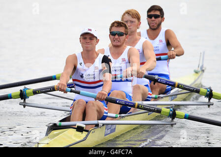 -Junior World Rowing Weltmeisterschaften und Olympischen Test-Event - Tag zwei - Eton Dorney Rudern See rudern Stockfoto