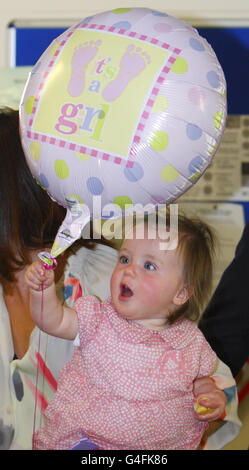 Cameron besucht Royal Hospital in Truro Stockfoto