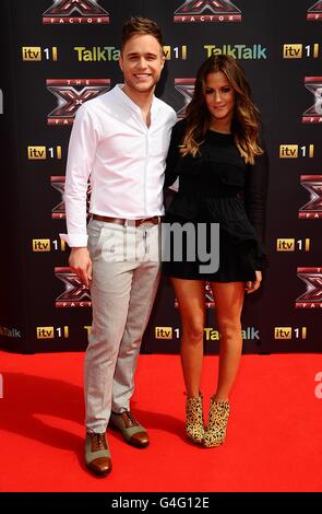 Olly Murs und Caroline Flack kommen zur X Factor Press Launch in der Cineworld, O2 Arena, Greenwich, London. Stockfoto