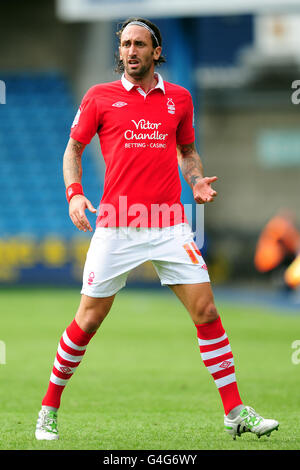 Fußball - npower Football League Championship - Millwall gegen Nottingham Forest - The Den. Jonathan Greening, Nottingham Forest Stockfoto