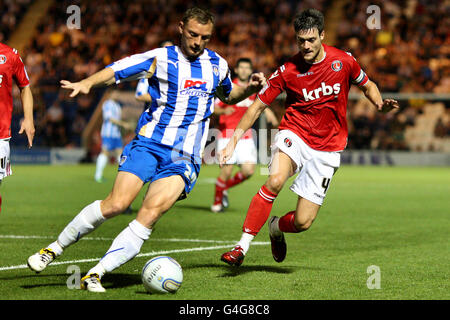 Soccer - npower Football League One - Colchester United / Charlton Athletic - Weston Homes Community Stadium. Johnnie Jackson von Charlton Athletics und Brian Wilson von Colchester United Stockfoto