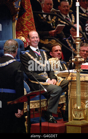 PA-NEWS FOTO-06.10.92 DER HERZOG VON KENT LÄCHELN ALS FREI SETZEN MAURER AUF STAATSROBE IM EARLS COURT ZUM 275. JUBILÄUM DER GRÜNDUNG DER PREMIER GRAND LODGE Stockfoto