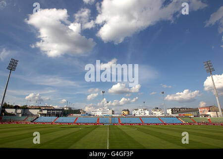 Fußball - UEFA Euro 2012 - Qualifikation - Gruppe D - Luxemburg gegen Rumänien - Josy-Barthel-Stadion. Eine Gesamtansicht des Stade Josy Barthel Stadions in Luxemburg Stockfoto