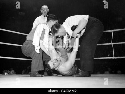 Boxen - Bruce Woodcock V Lee Savold - Harringay Arena, London Stockfoto