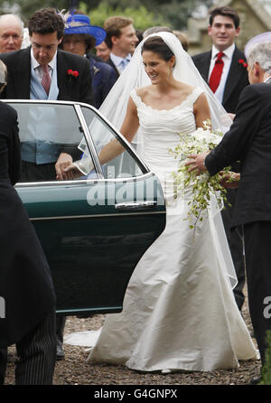 Andrew Charlton und seine Frau Edwina Palmer nach ihrer Hochzeit im Manderston House, Duns, Berwick. DRÜCKEN SIE VERBANDSFOTO. Bilddatum: Samstag, 3. September 2011. Bildnachweis sollte lauten: Danny Lawson/PA Wire Stockfoto