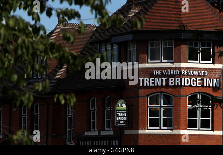 Trent Bridge Inn - Nottingham. Gesamtansicht des Trent Bridge Inn Stockfoto