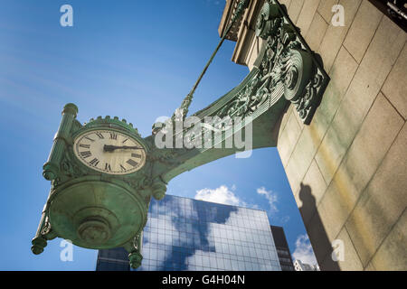 Chicago Marshall Fields Uhr in der Innenstadt von 2016 Stockfoto