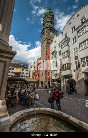 Der Stadtturm oder Stadtturm, Innsbruck, Tirol, Österreich Stockfoto