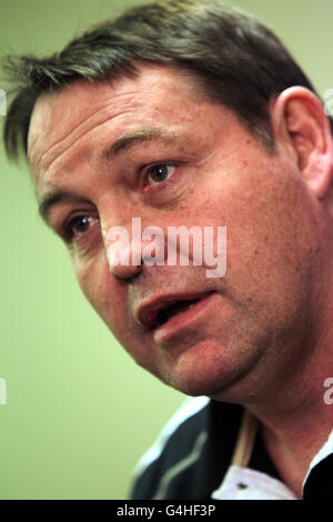 Steve Hanson, Trainer von Neuseeland, während einer Pressekonferenz im Heritage Hotel, Auckland, Neuseeland, Stockfoto