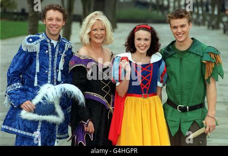 SHOWBIZ-Pantomime/Gruppe Stockfoto