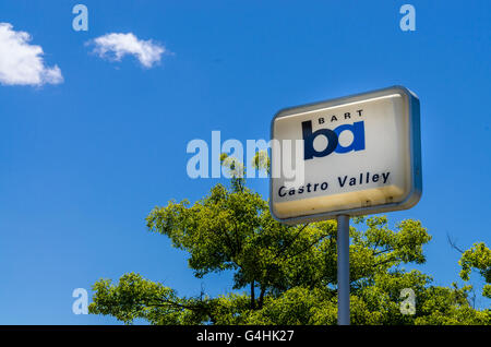 Ein Bart Station Zeichen in Castro Valley Kalifornien östlich von San Francisco Stockfoto