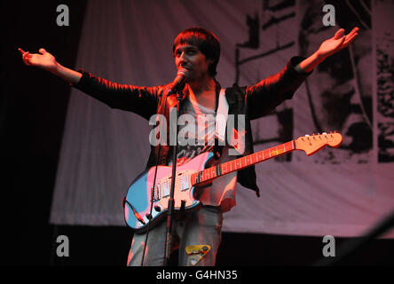 Kaiser Chiefs in Kirkstall Abbey - Leeds Stockfoto