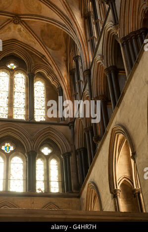 Prächtige Innenausstattung der Kathedrale von Salisbury Stockfoto