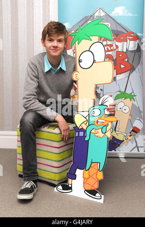 Phineas und Ferb. Thomas Sangster, der die Stimme von Ferb in Disney's Phineas und Ferb spielt, im Soho Hotel in London. Stockfoto