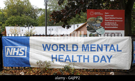 Fußball - Everton FC - Welttag der psychischen Gesundheit - Greenbank Sportakademie Stockfoto