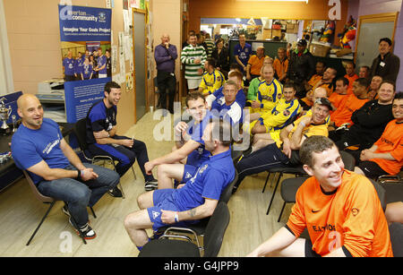 Everton Torwart Marcus Hahnemann hält eine Fragen und Antworten Session während des Everton in the Community und World Health Day an der Greenbank Sports Academy, Liverpool Stockfoto