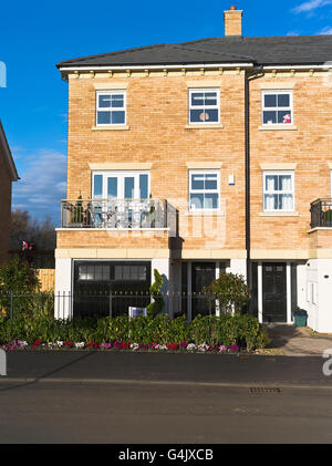 Dh REDROW WOHNUNGEN SPANIEN Moderne Town House style Entwicklung neuer Häuser home eigenen äußeren Bauen Stockfoto