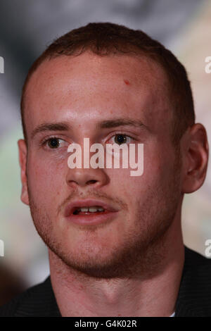 Boxen - Ricky Burns, George Groves und Paul Smith-Pressekonferenz - Planet Hollywood Stockfoto